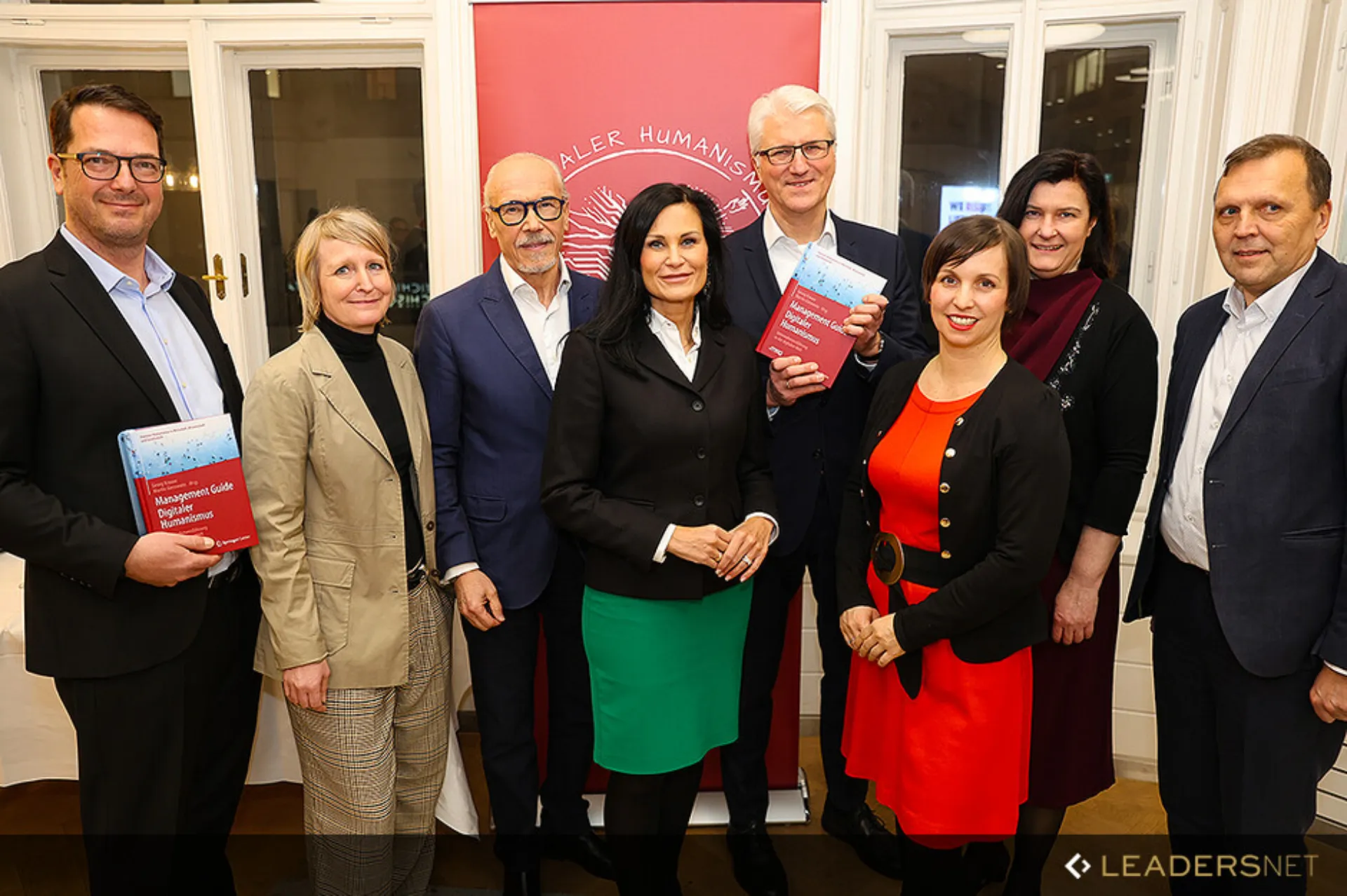 001jpggula240226_6e0948_940x627_border